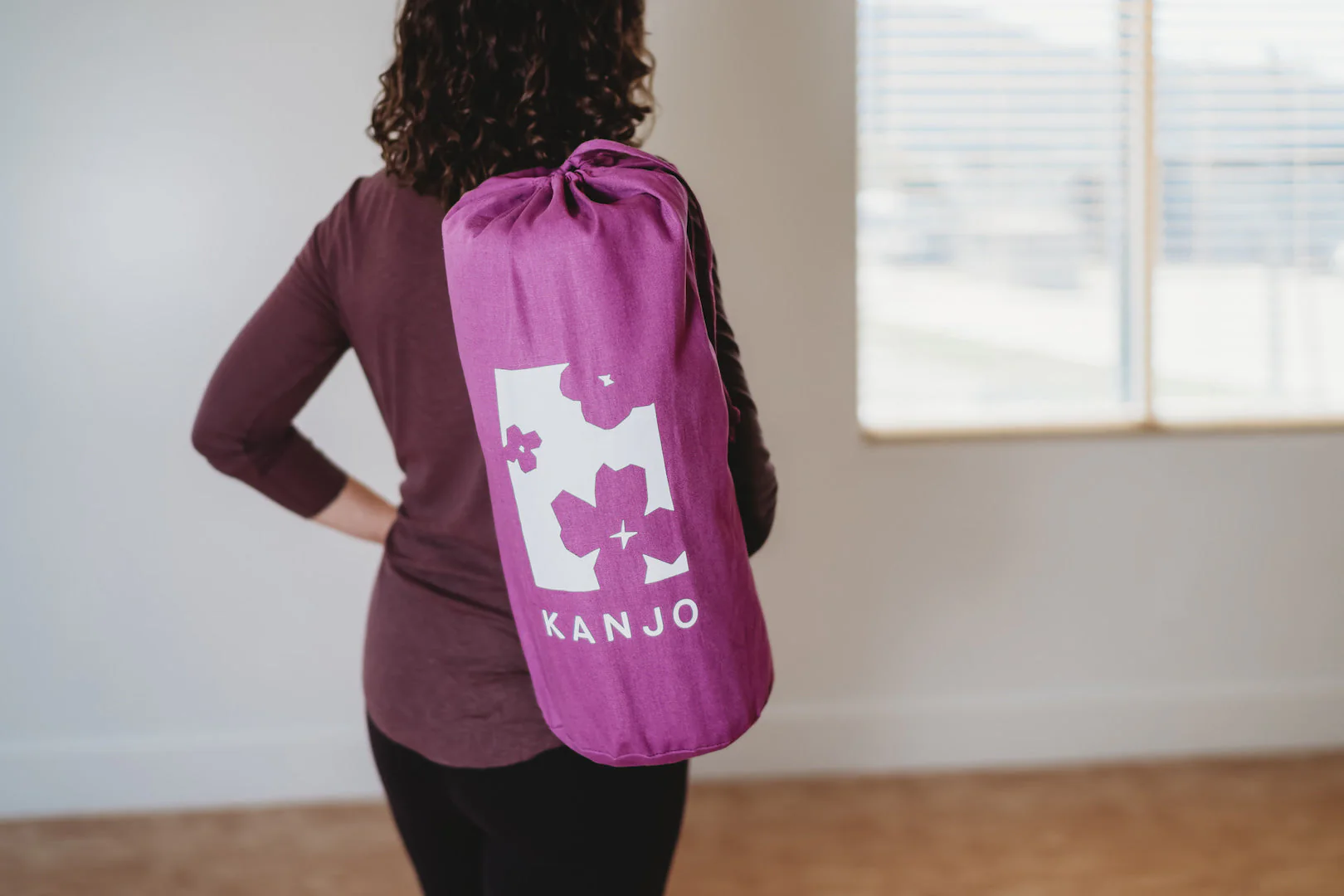 Kanjo Acupressure Zip-Apart Mat - Amethyst - Image 11