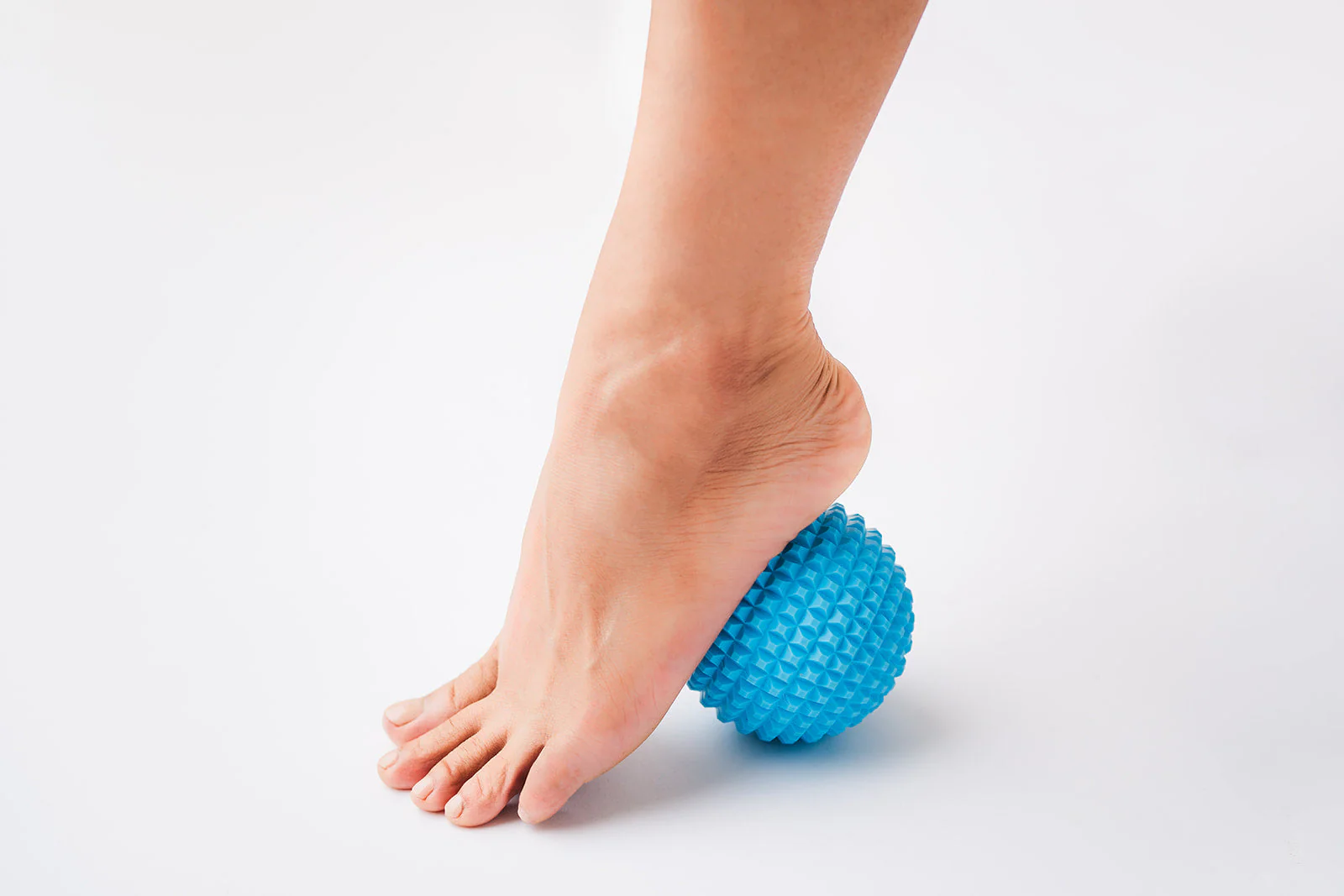 Kanjo Vibrating Acupressure Foot Pain Relief Ball - Image 3